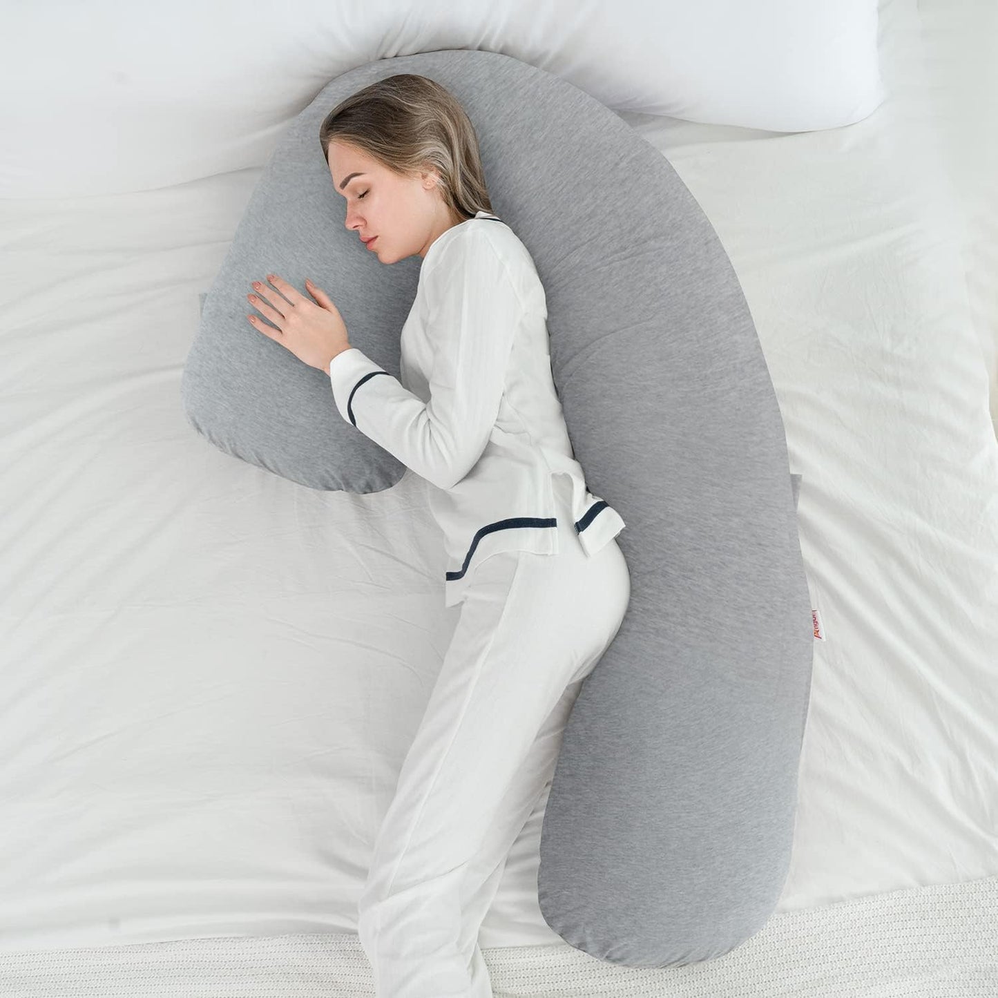 "Luxuriously Comfortable L-Shaped Body Pregnancy Pillow for Blissful Side Sleeping and Support for Pregnant Women, Complete with Cozy Jersey Cover"