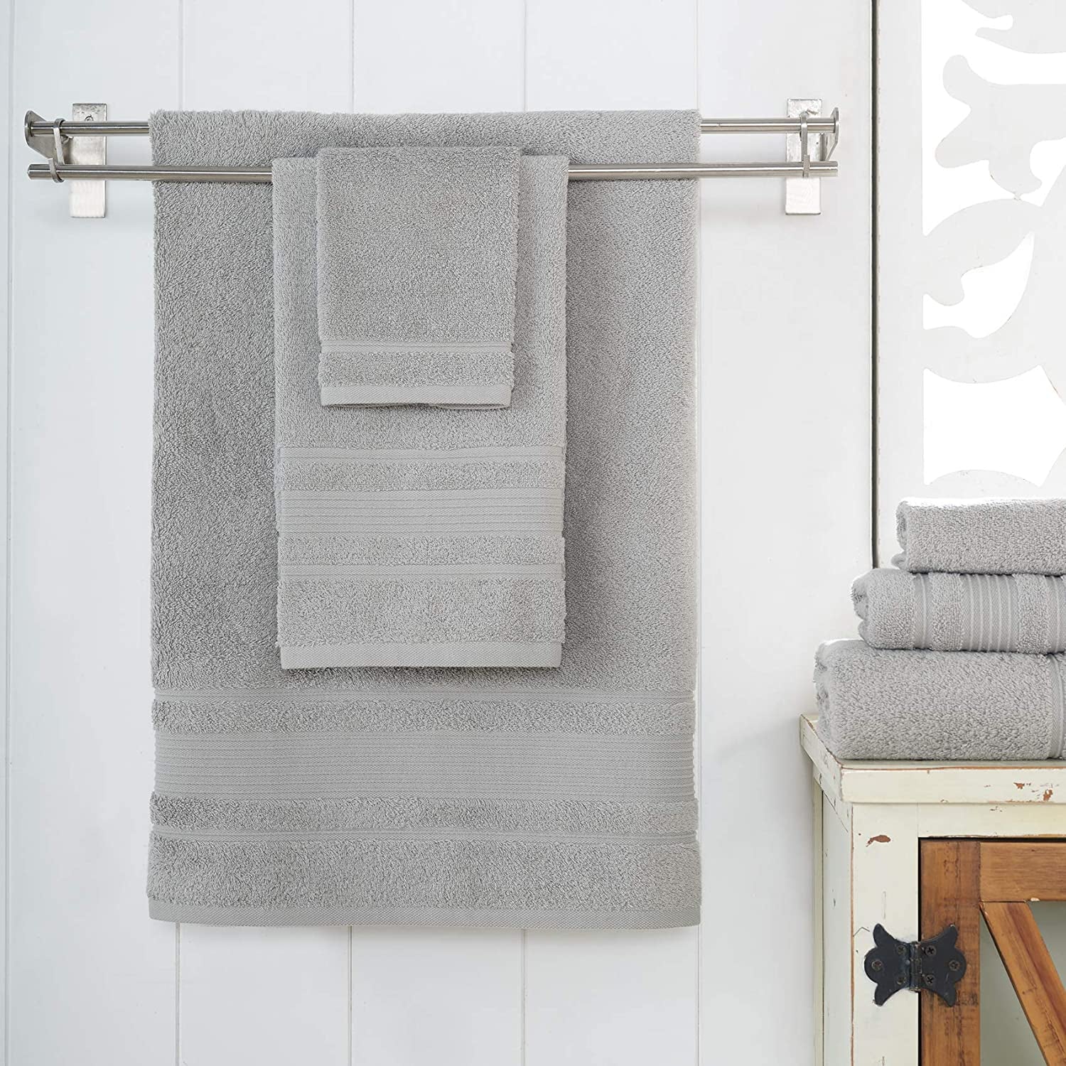 "Luxurious 6-Piece Bath Towel Set - Ultra-Soft Turkish Cotton, Premium Quality, Absorbent and Stylish - Includes 2 Bath Towels, 2 Hand Towels, and 2 Washcloths - Perfect for a Cozy Bathroom Experience - Elegant Grey Design"